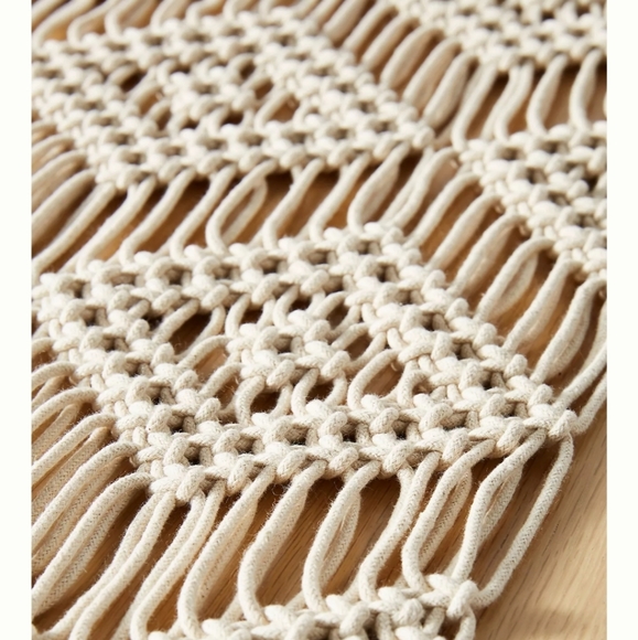 Anthropologie Deedra Macrame Table Runner - Picture 3 of 8